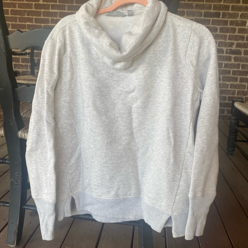 Grey Athleta Pullover Turtle Neck
